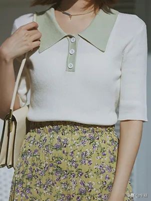 韩剧女主的穿搭连衣裙,韩剧女主穿条纹衬衫