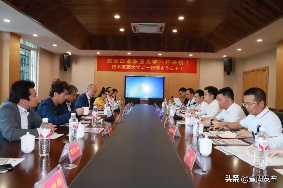 勤学精业修身立业前进中的浙江省苍南县职业中专学校