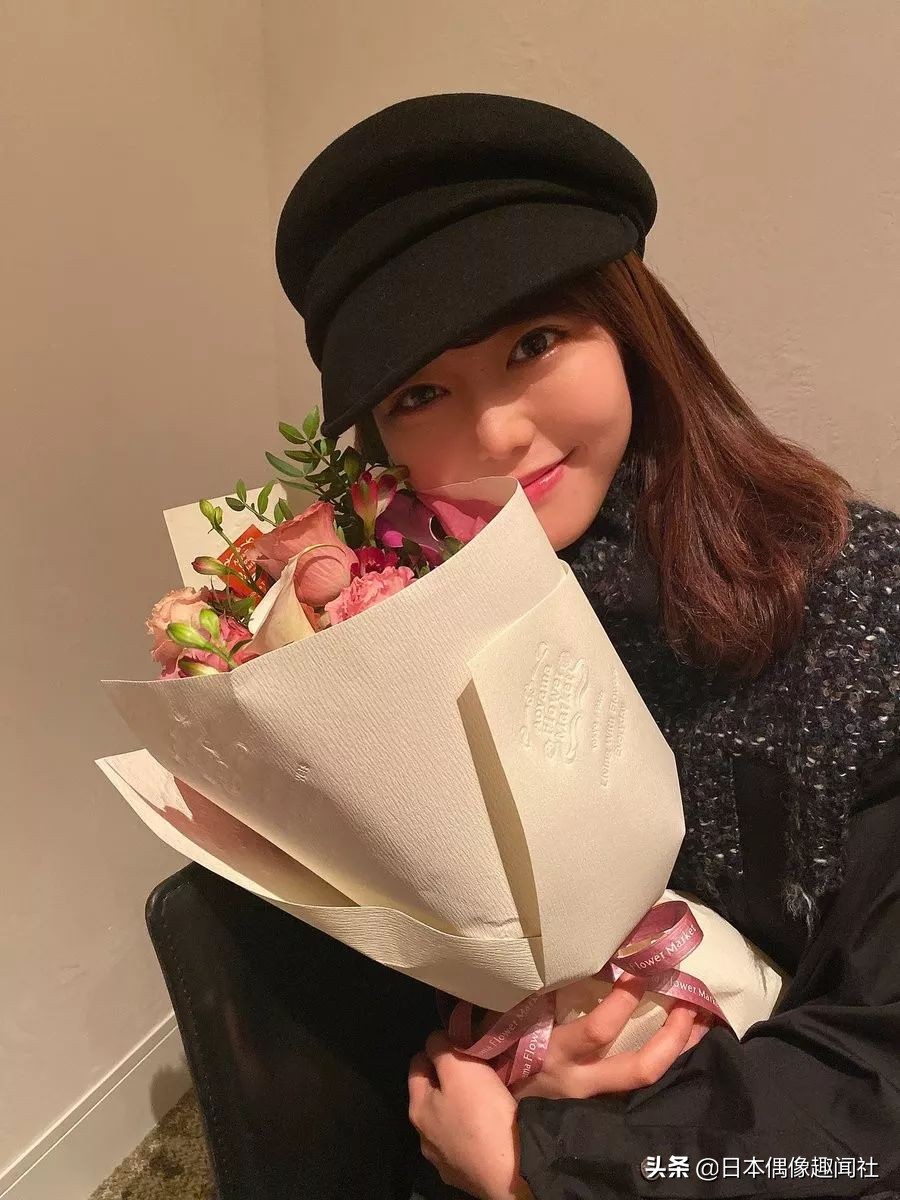 akb48前田敦子毕业为什么哭,akb48前田敦子宣布毕业完整版