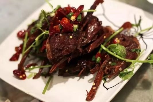 香嘎里辣衢州鸭头,衢州辣鸭头哪家最好吃