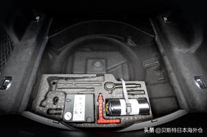 新奥迪s8提车,奥迪s8第一视角试驾