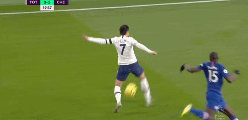 孙兴慜被红牌罚下视频,孙兴慜蹬踏对手被红牌罚下