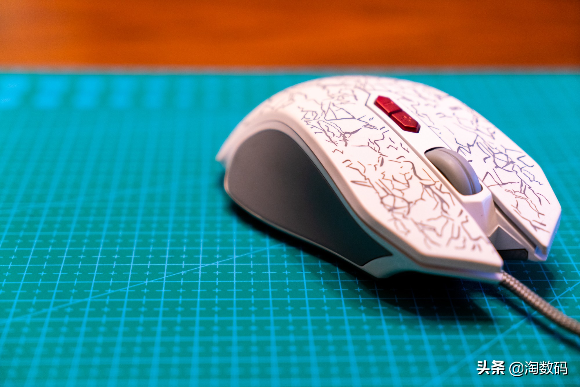 游戏鼠标从入门到高端,黑爵dmw150鼠标测评