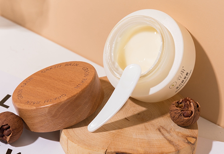 面霜不是只有大牌好，这几款名气一般 ，但真正的平价好用