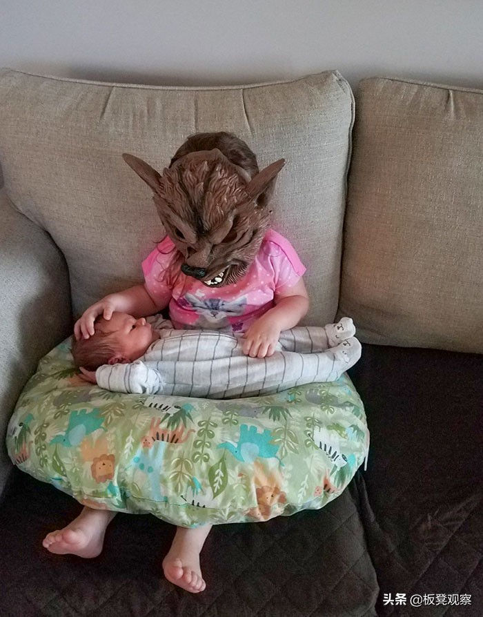 外国小孩的搞笑日常,搞笑外国小孩笑到肚子疼