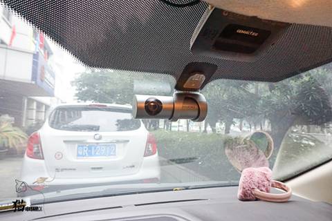 能自拍的行车记录仪――盯盯拍mini3Pro