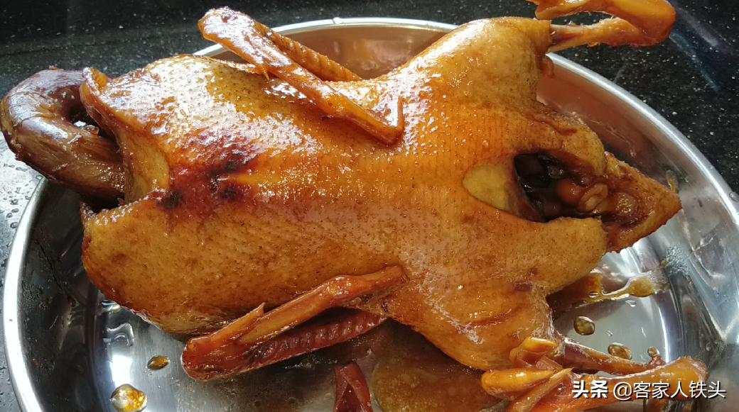 鸭配什么料最好吃,老鸭放什么料煲好