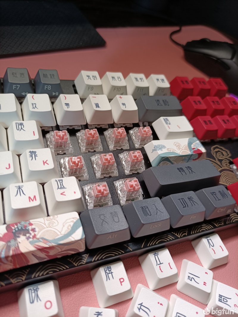 阿米洛静电容鸳鸯键盘评测,阿米洛静电容v2键盘测评