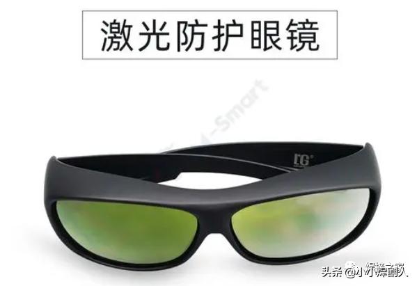 激光焊接机在工作过程中会对人体产生辐射吗?