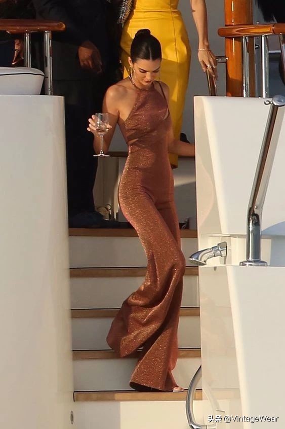 为什么购买明星款和热销款要注意,买明星同款算不算买假货