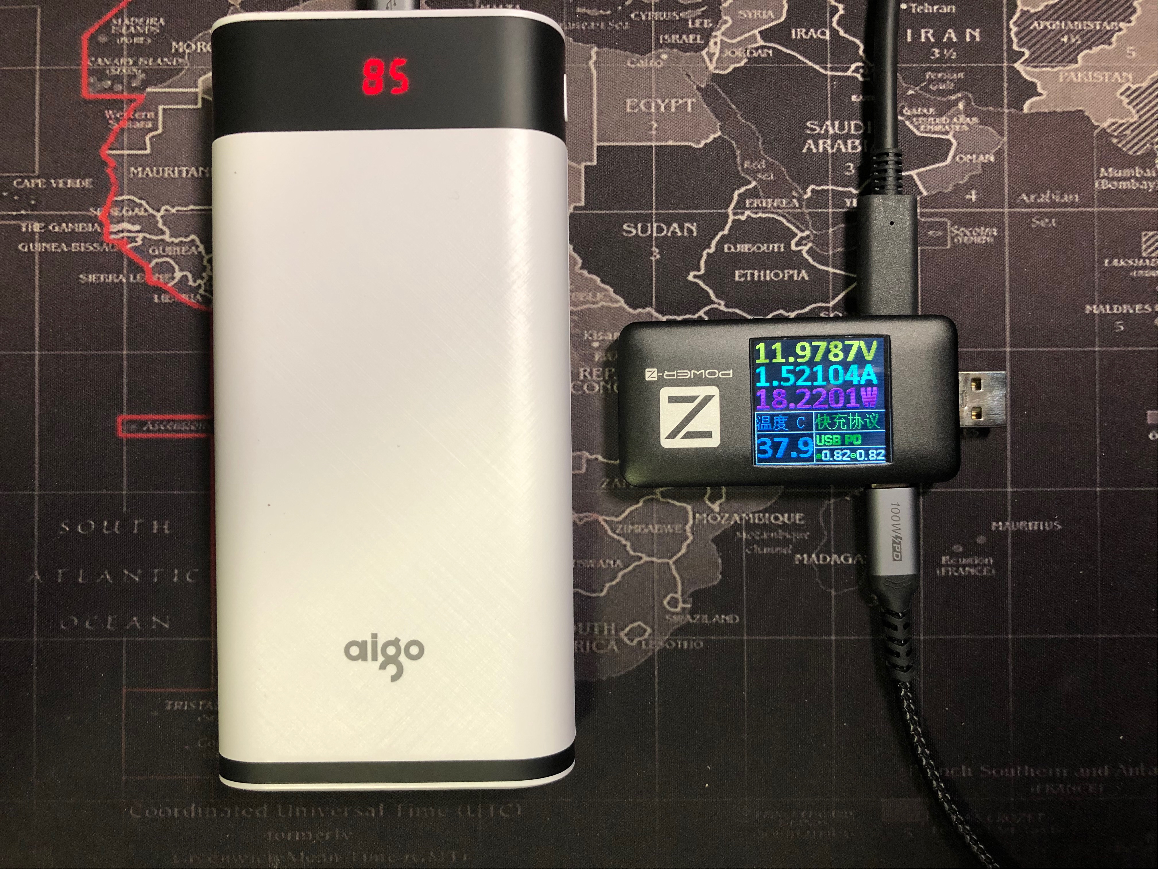 爱国者突破移动电源w200,爱国者f20000pd移动电源拆解