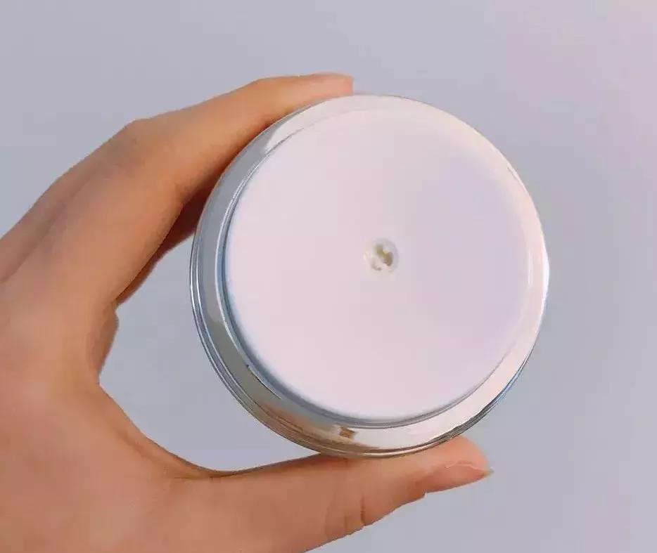 真爱干皮面霜推荐,无限回购的两款敲好用的面霜