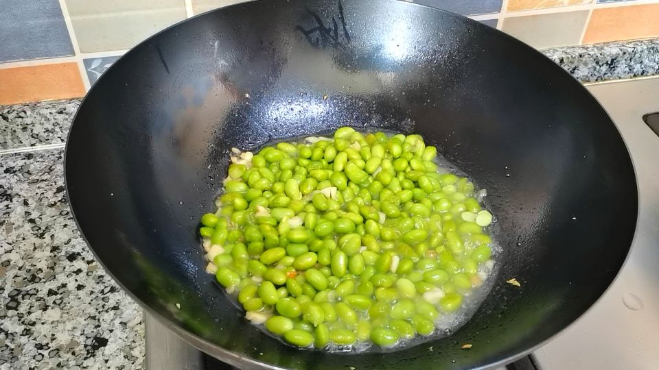 豆米怎么煮汤才好吃,豆米可以和什么炒呢