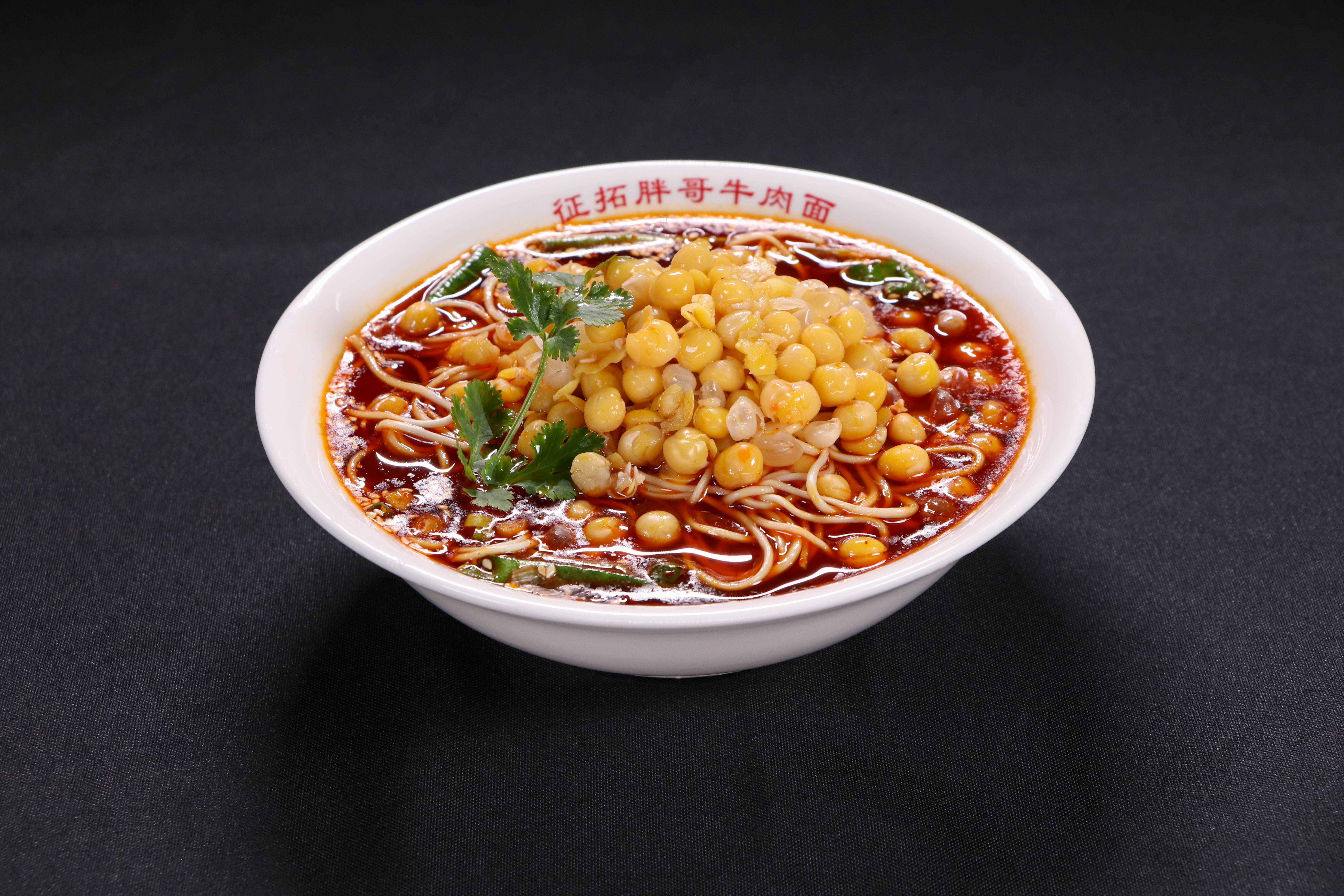 想开家面馆应该选加盟还是自营,想开面馆靠谱吗