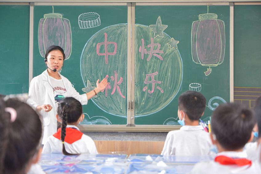 初中考定向师范生难度大吗,中考定向师范生是正规编制吗