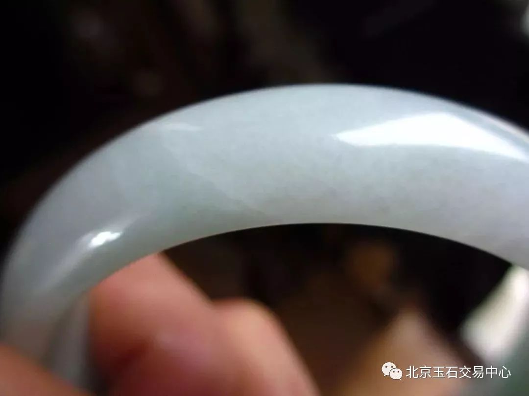 手镯买太小了用什么方法好戴,手镯太大怎么防止掉