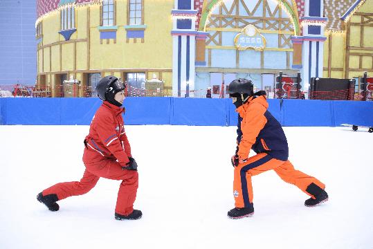 滑雪小白怎么快速入门,滑雪小白小技巧