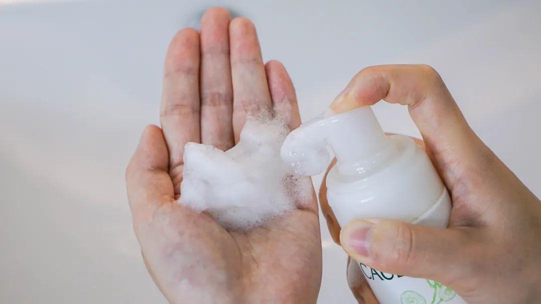 北京一女子4个月用空47次护肤品 (北京一女子用空47瓶护肤品)