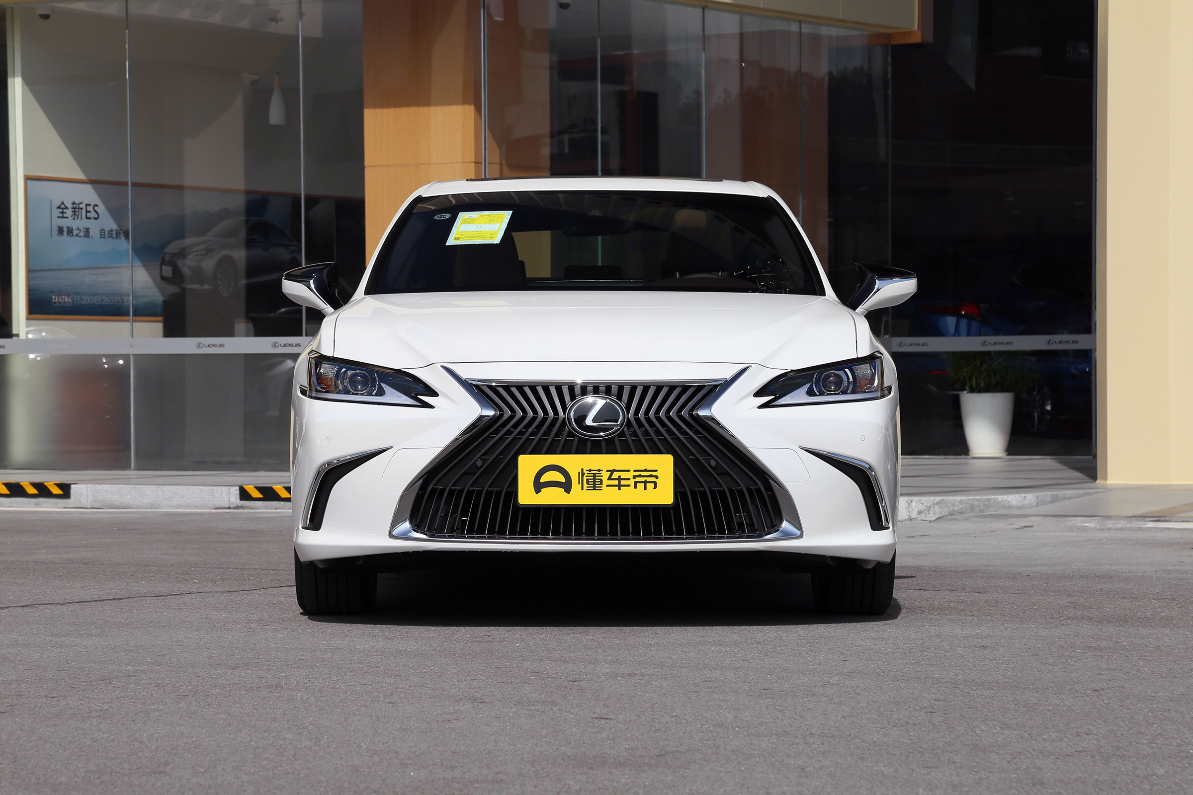 奥迪a4l雷克萨斯es200,奥迪a4l和雷克萨斯es200价格对比