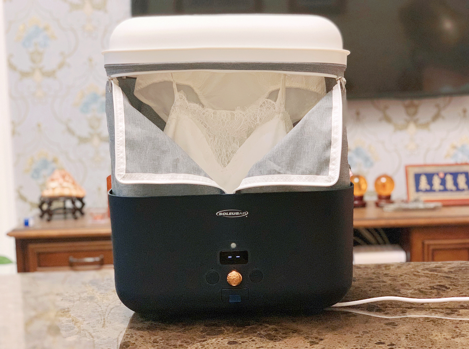 拒绝衣物阴干和异味，一份靠谱的衣物消毒烘干盒选购指南