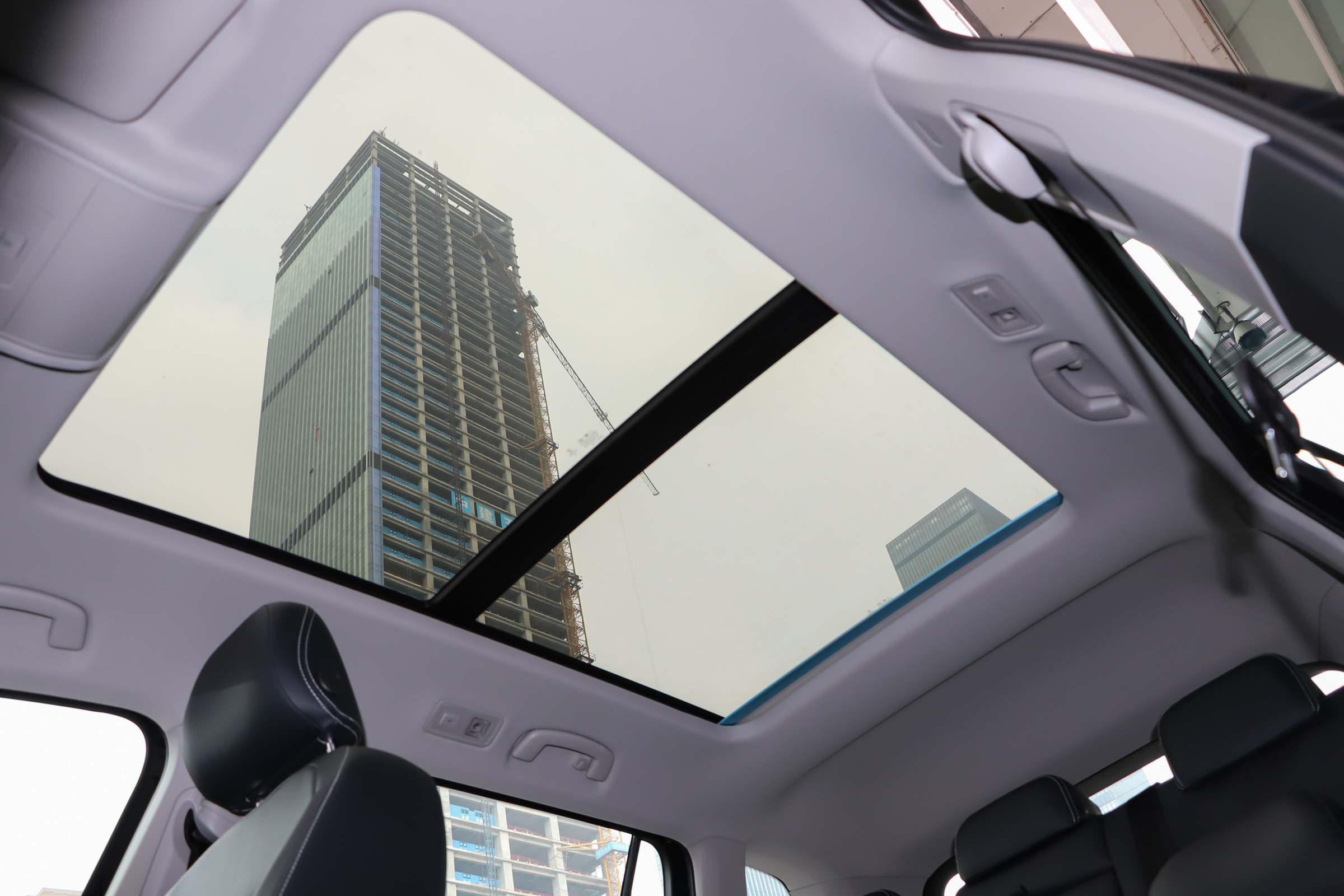 途观天窗漏水直接贴车衣可以吗,途观天窗漏水车里哪里看