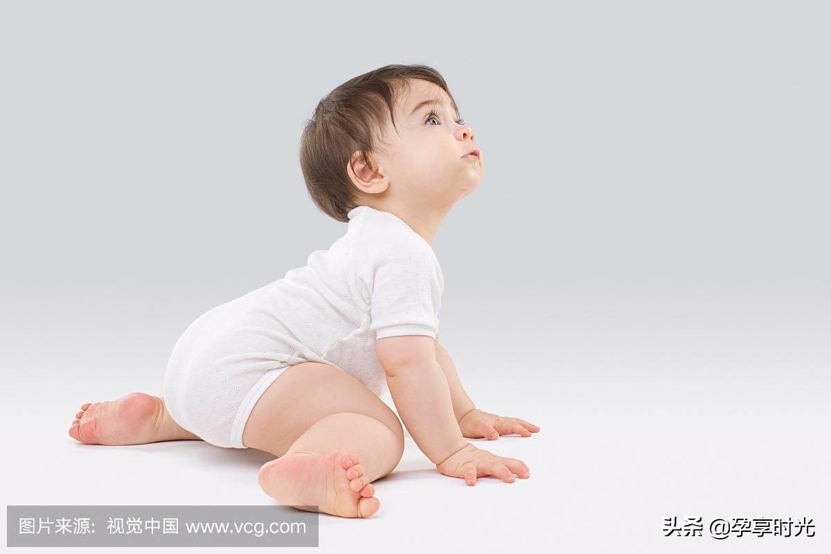 两岁宝宝为什么认人,2个多月宝宝认人哭闹怎么解决