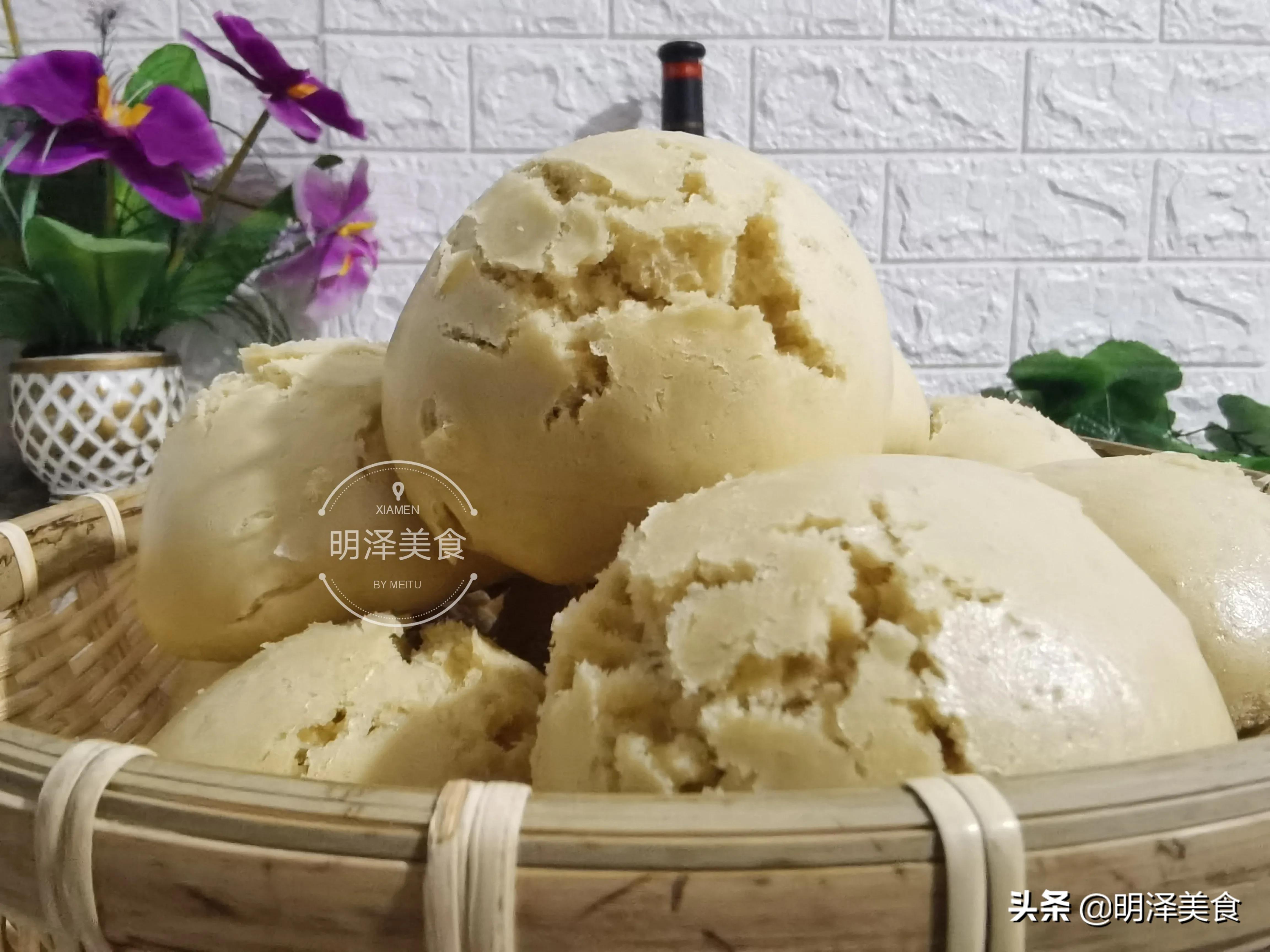 水碱馒头或开花馒头做法,怎样蒸开花大碱馒头