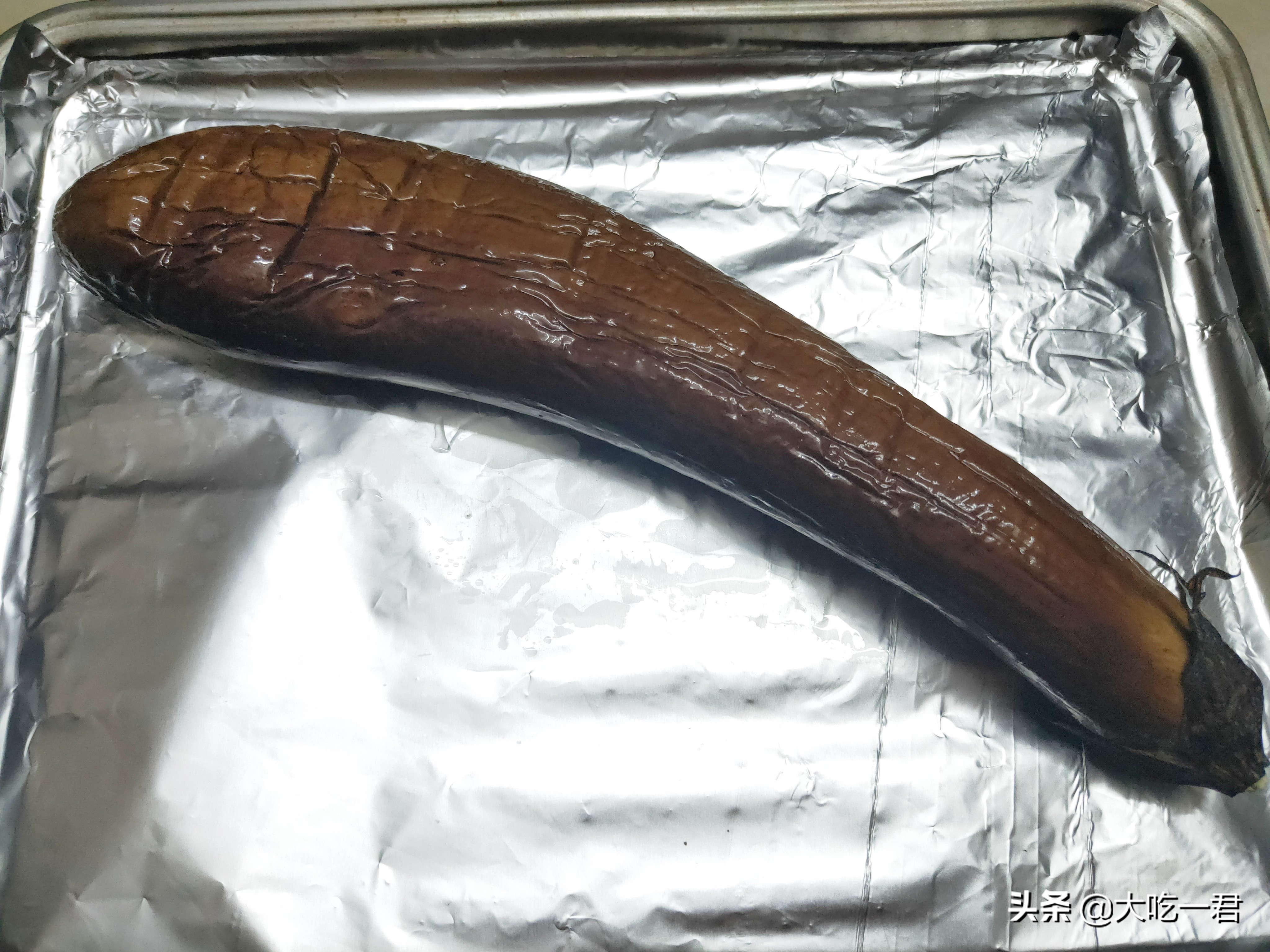 烤茄子用什么样的茄子才好吃,最简单的烤茄子