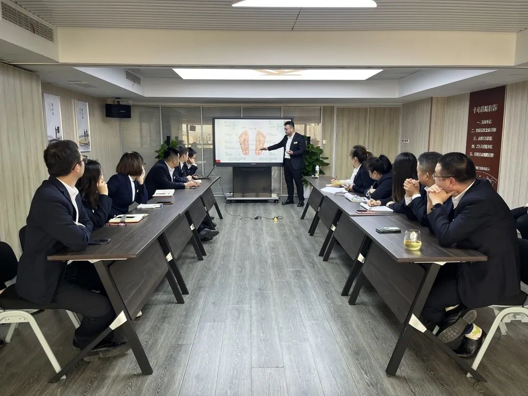 以必胜决心，行必胜之举！郑远元坚决打赢2022品质战