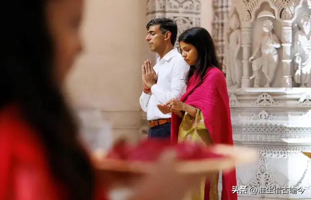 印度峰会上争奇斗艳：韩国第一夫人好嫩，日本第一夫人清新脱俗