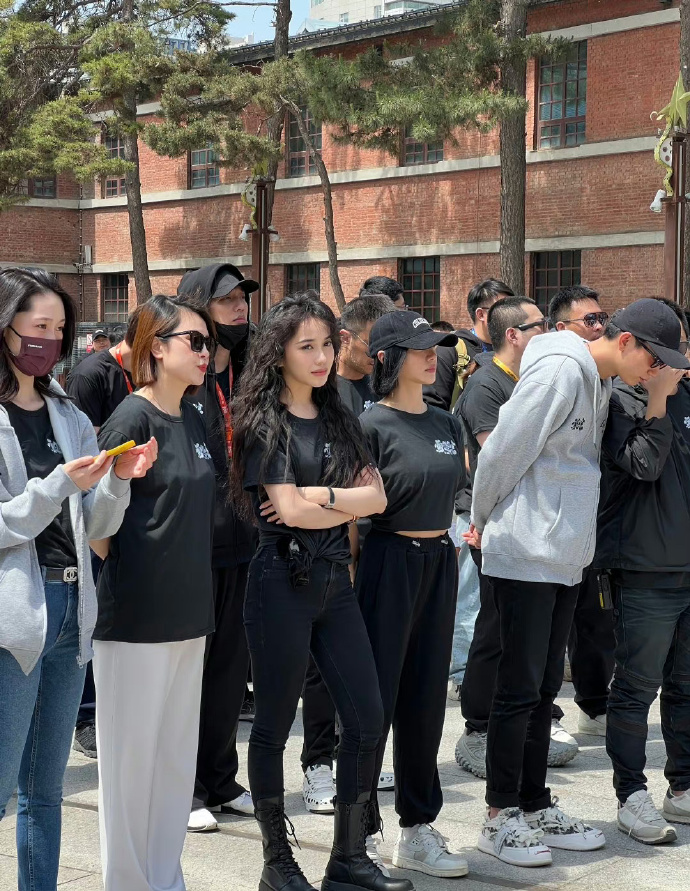 李雪琴在李现和檀健次之间二选一,檀健次金世佳李现专属bgm