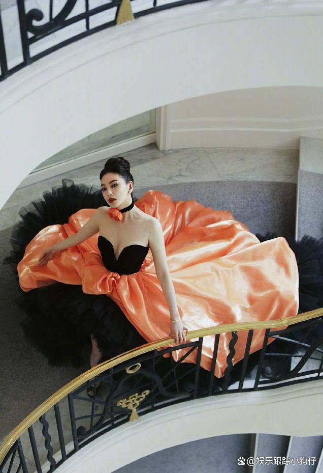 张雨绮称699买不了袜子视频,#媒体评张雨绮称699都买不了袜子