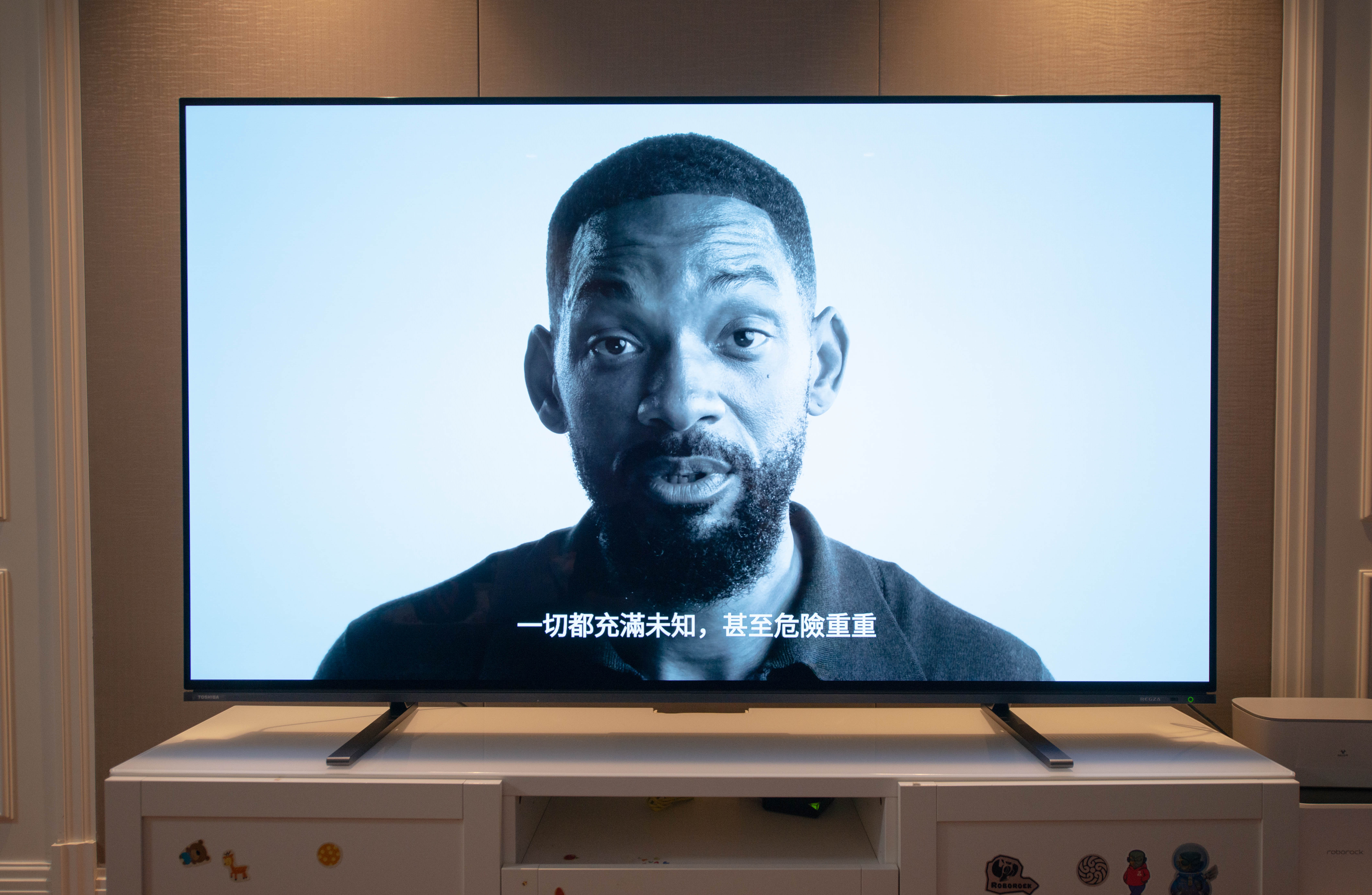 顶级音画是什么样的?看看两万五的4K东芝X8900KF77英寸OLED电视