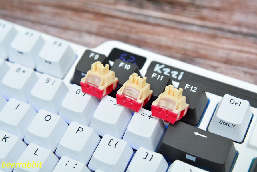 珂芝k75ttc烈焰紫,k75珂芝ttc快银轴是性能版吗