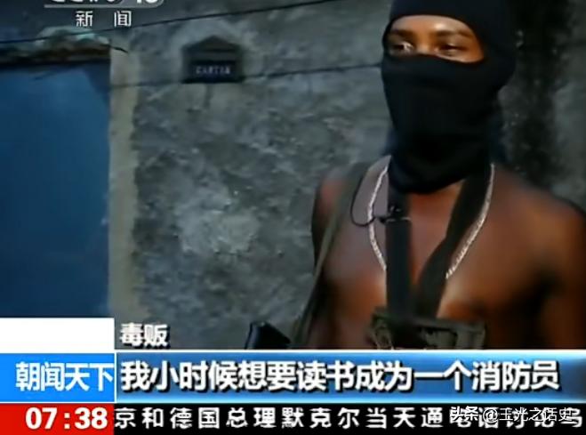 除了踢球就是守门,除了踢足球我还能干什么