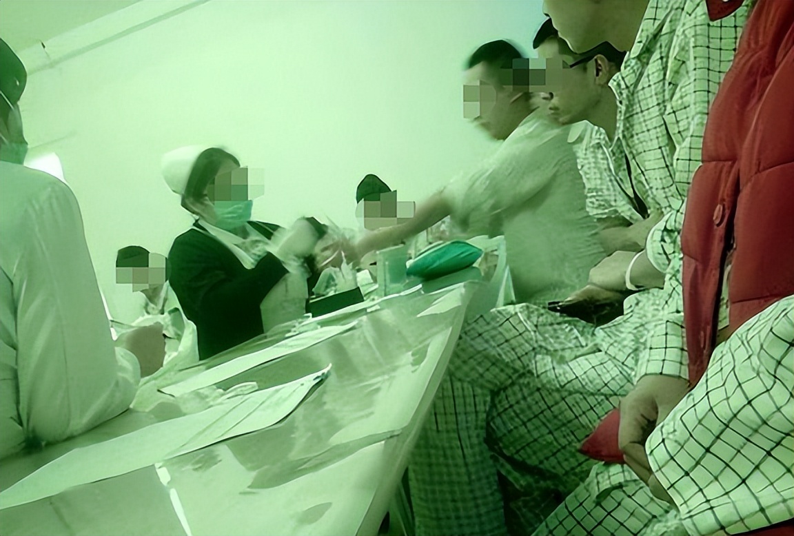 00后女孩“出*身卖**体”赚快钱，一次9000，最终深陷旋涡