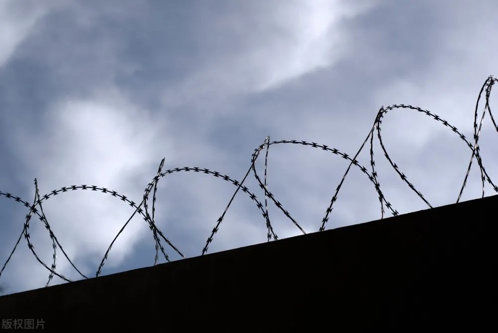 香港药品带回大陆过关收税吗,香港海关带药过关规定