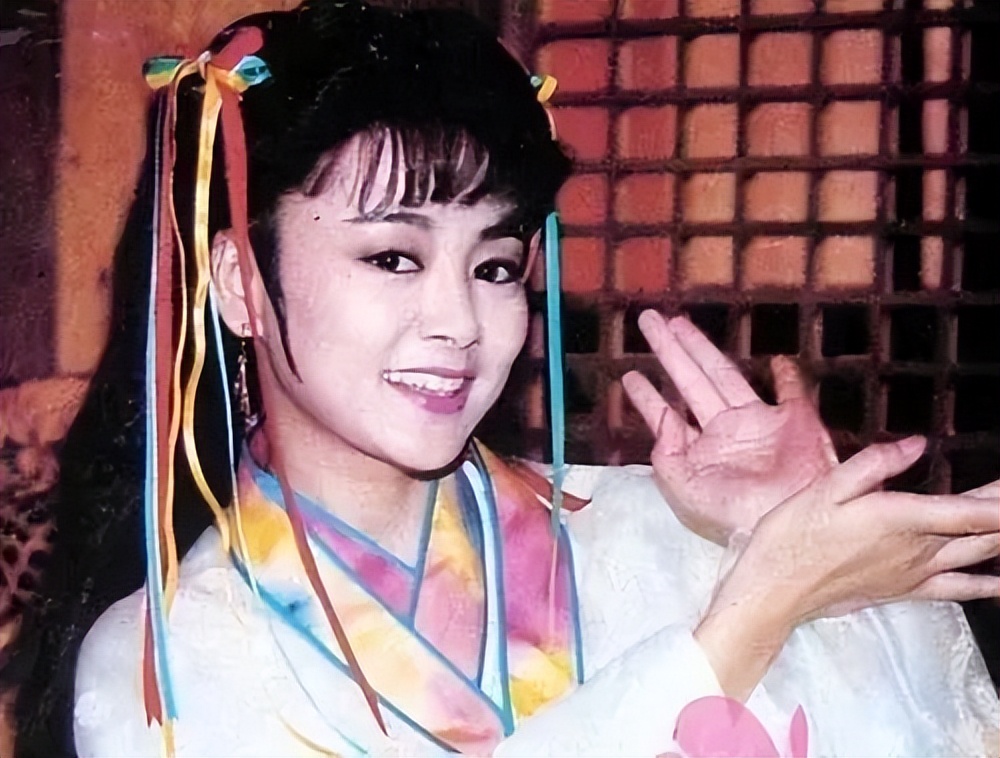 美到窒息的一眼万年,那些一眼万年的女明星角色