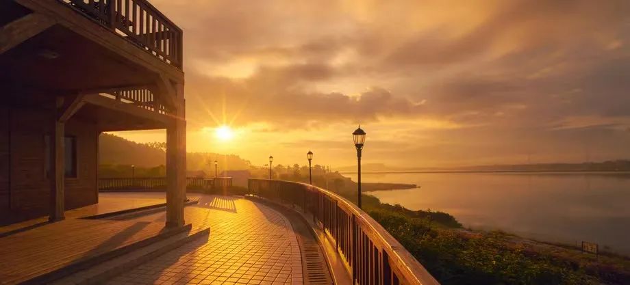 了不起的露天矿——踩着“金库”建公园（美图高能）