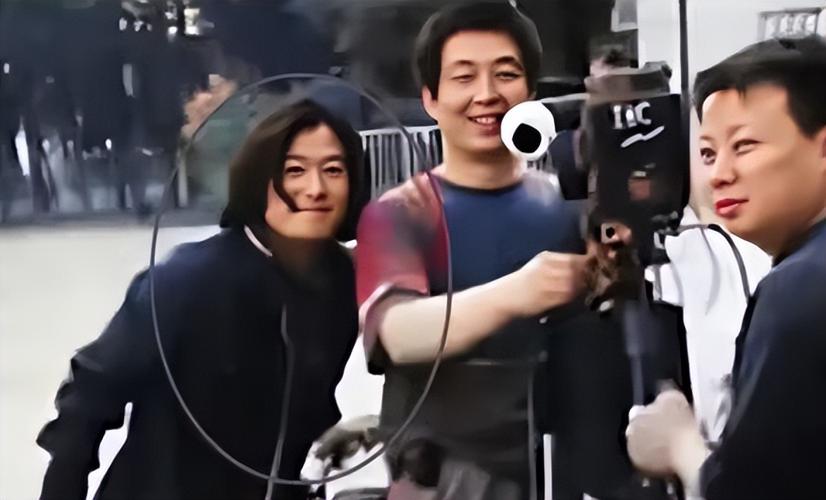 他是荧屏上凶残的“鬼子”，生活中怕重庆老婆