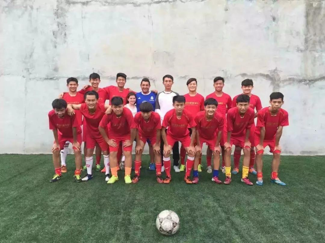 足球少年深圳,李景足球