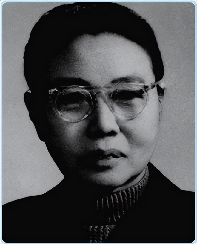 他是*共中**创始人之一，因一时意气用事*党退**，晚景落寞活至93岁