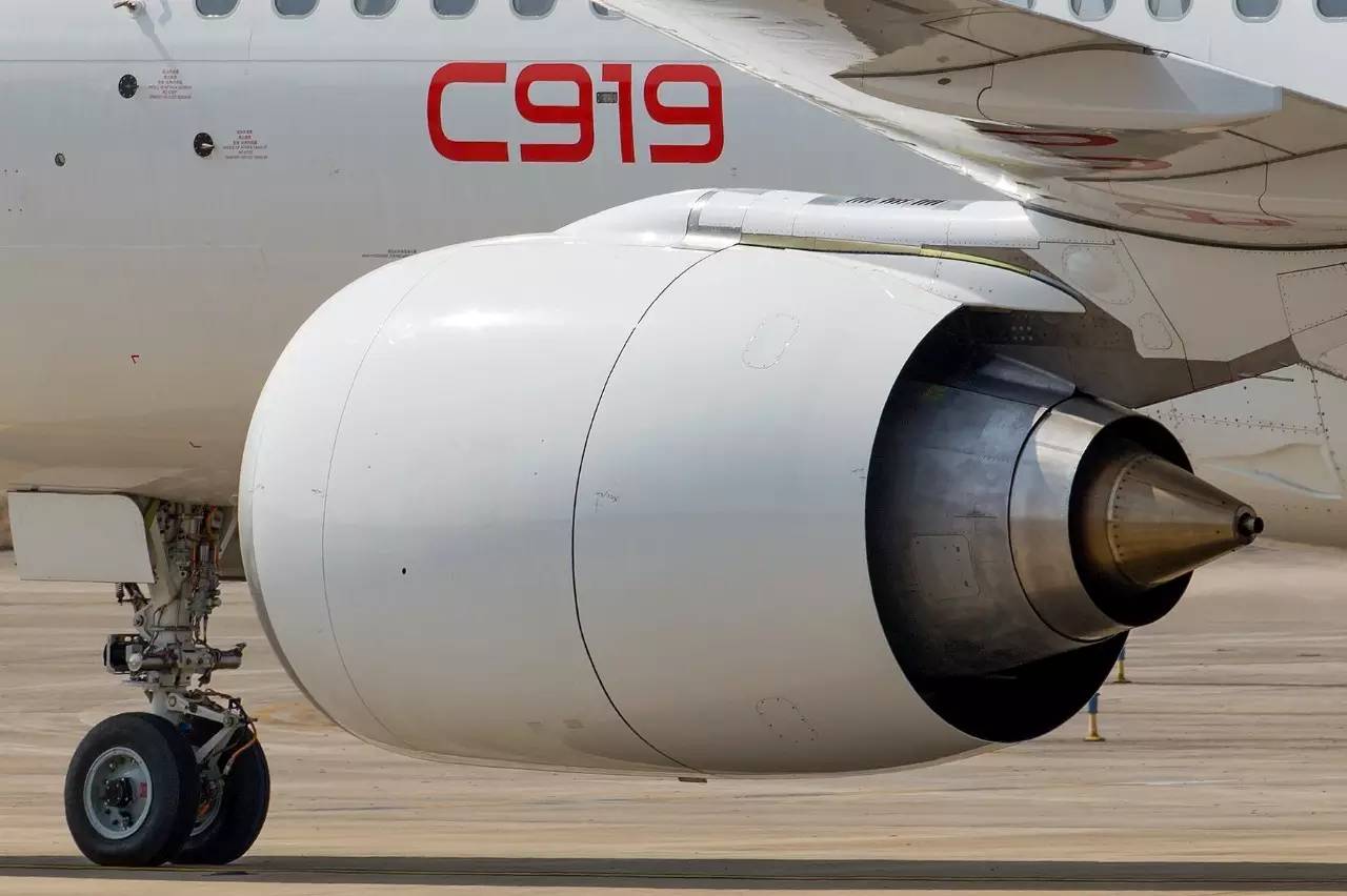 铼与航空发动机,金属铼可用于生产飞机的发动机