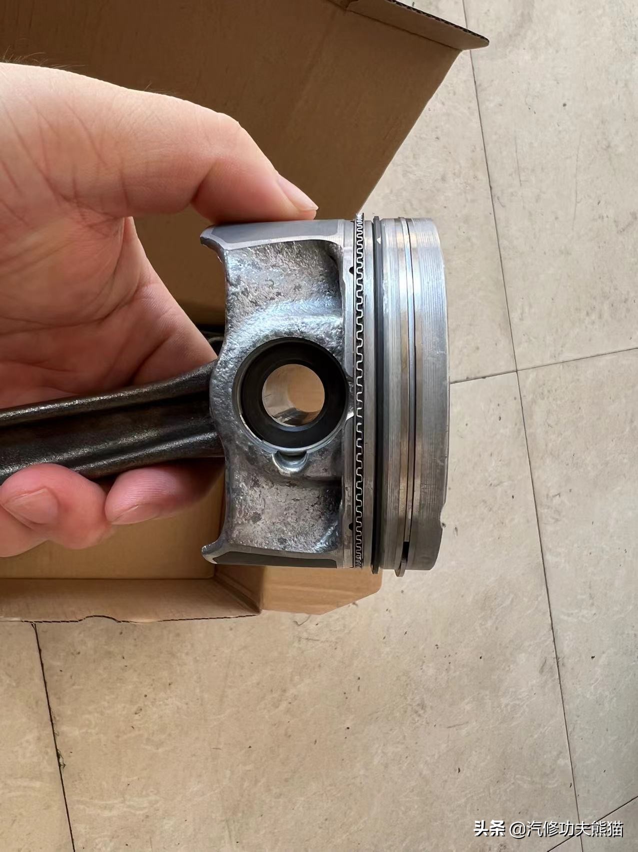 严谨的德国工人钣金修复,严谨的德国师傅修复事故车