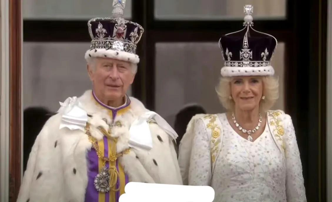 卡米拉加冕仪式夏洛特,加冕礼上夏洛特的花环