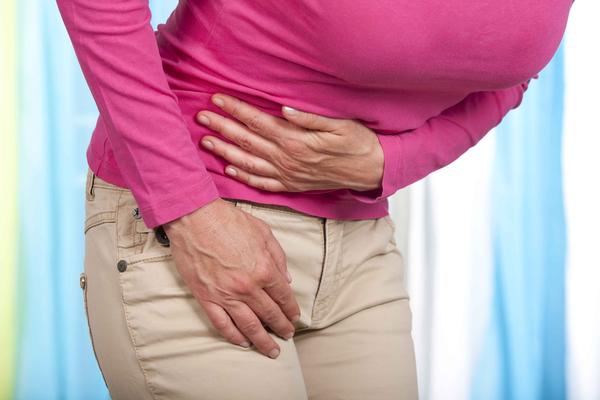 姨妈前老是饿想吃东西怎么回事,女子一直吃总感觉饿怎么回事