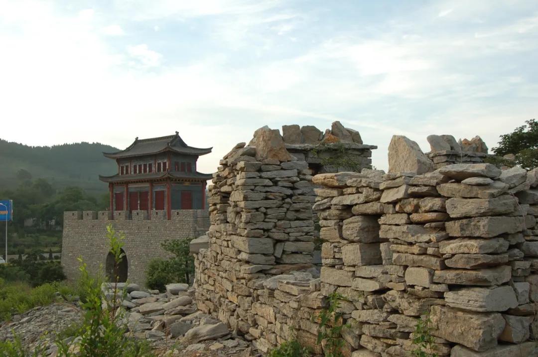 济南夜市网红打卡地点,济南网红打卡地经三路