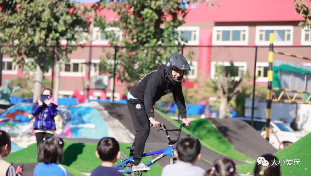 没想到帝都还有这么多各具特色的运动公园！骑行、足球、泵道……