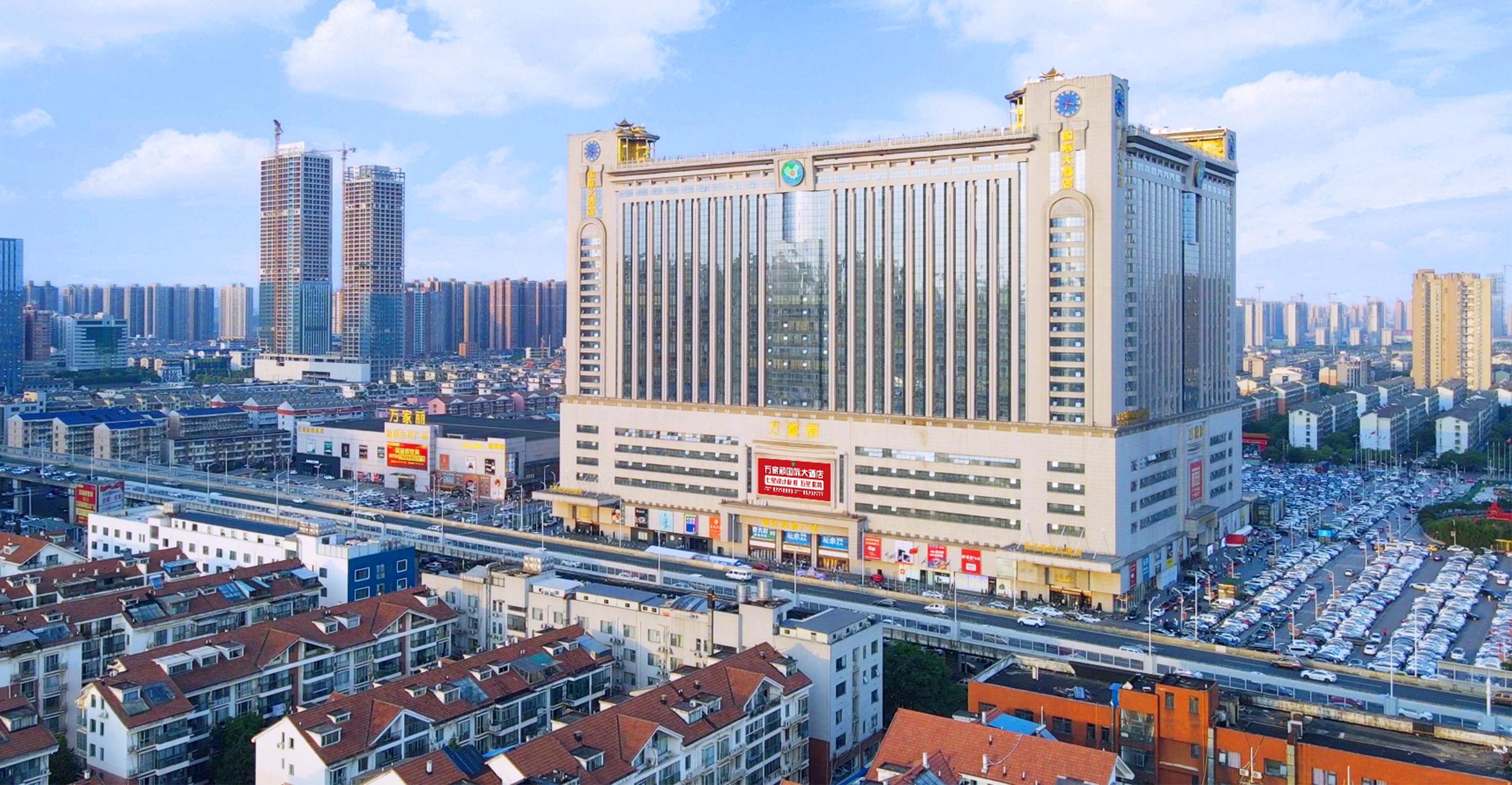 万家丽广场长沙排名第二的商圈,长沙万家丽广场宇宙中心内部图片