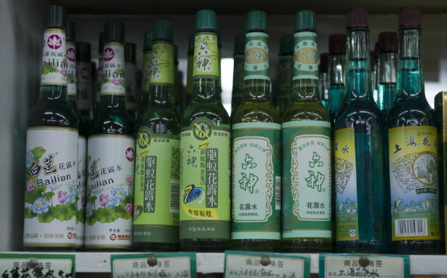 1瓶9块,年入70亿!中国最“土”老字号,为什么还没倒?